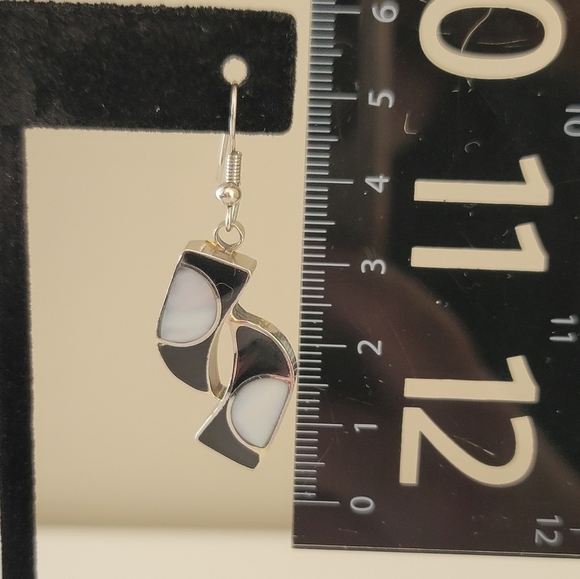 Unique Earrings Silvertone Iridescent Curve Earrings #1126 - Picture 4 of 10